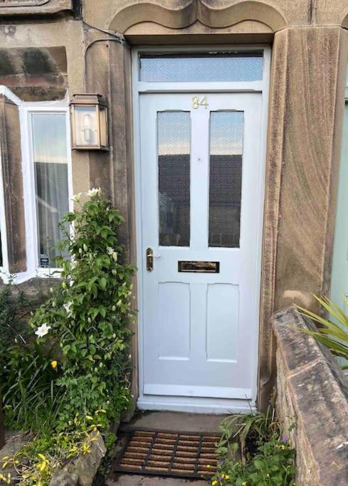 17Th Century Cottage With Hidden Garden Steeton Exterior photo
